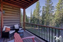 Luxurious Modern Condo - Image 3