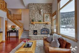 Howling Elk Hideaway - Image 3