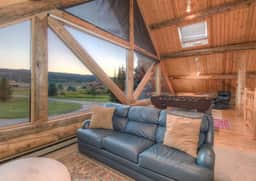 Classic Riverfront Cabin - Image 2