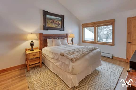 Howling Elk Hideaway - Image 4